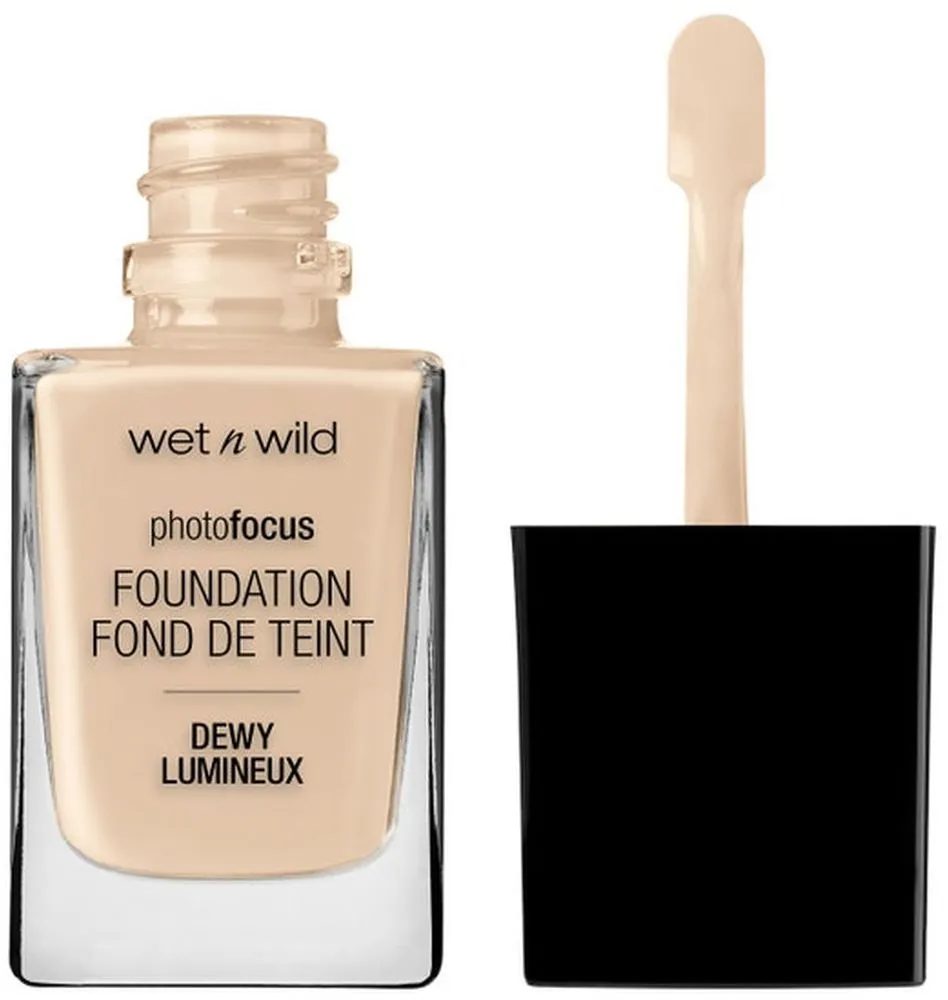 wet n wild Photo Focus Dewy Foundation (30mL) 519E