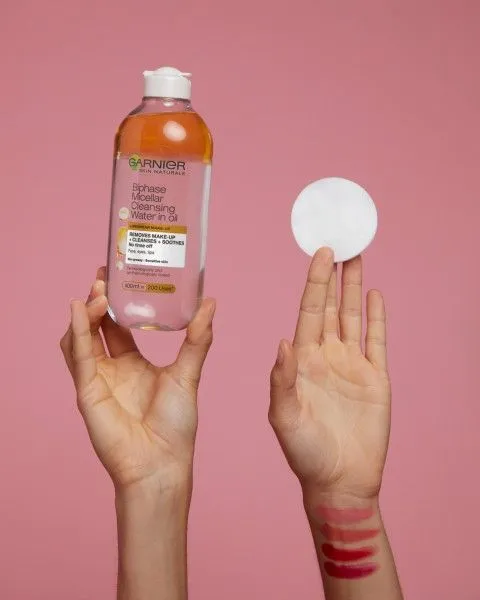 Garnier Skin Naturals Biphase Micellar Cleansing Water In Oil (400mL)