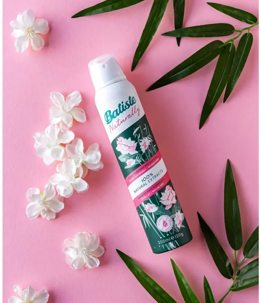 Batiste Naturally Extra Lift Bamboo Fiber & Gardenia Dry Shampoo (200mL)