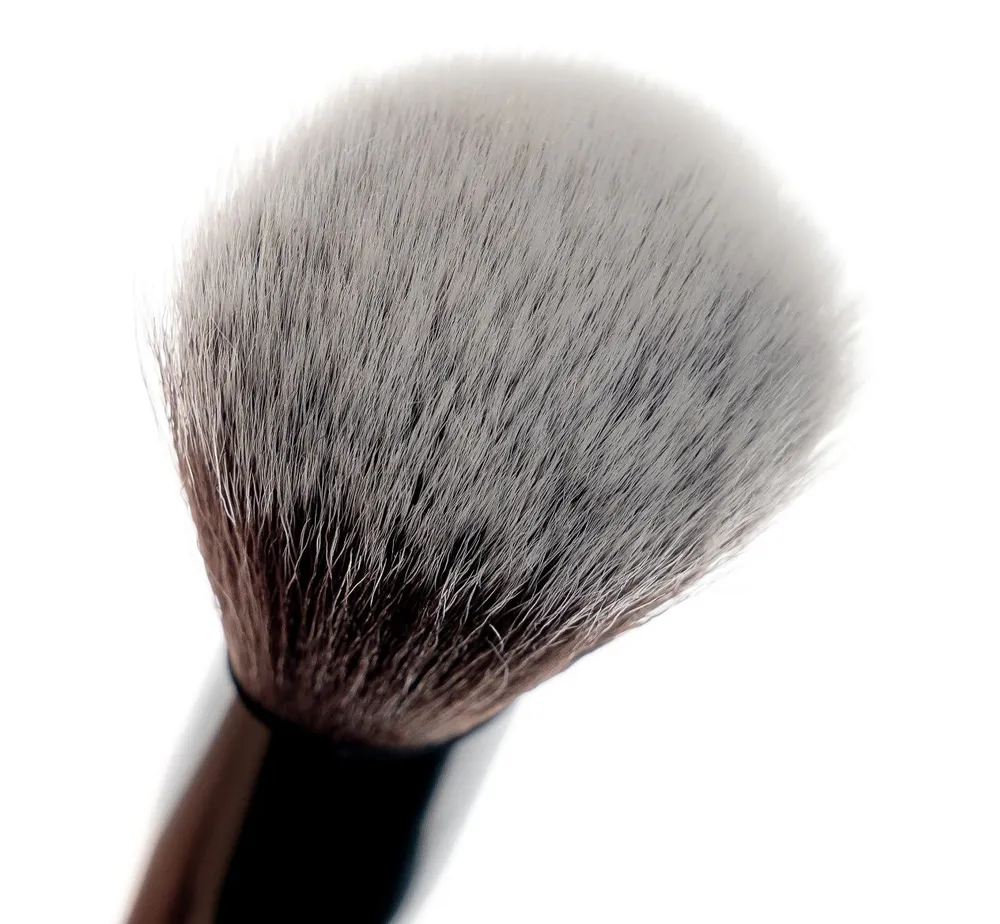 Brushworks No. 2 Buffing Foundation Brush