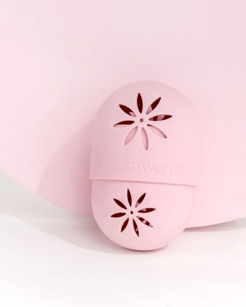 Brushworks Makeup Sponge Shield