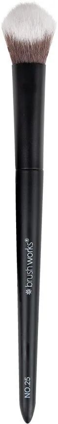 Brushworks No.25 Brightening Concealer Brush