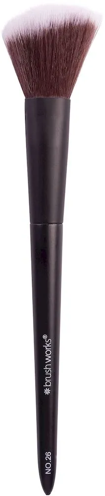 Brushworks No.26 Angled Contour Brush