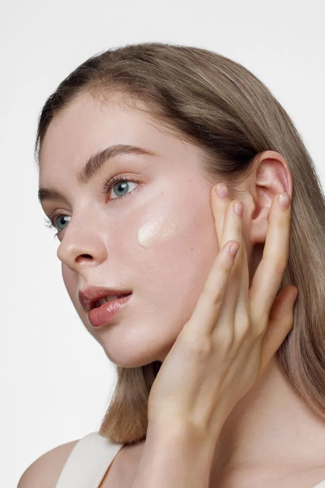 Some By Mi V10 Hyal Hydra Capsule Sunscreen (40mL)