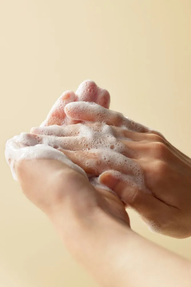 Some By Mi Yuja Niacin Brightening All-In-One Cleanser (100mL)