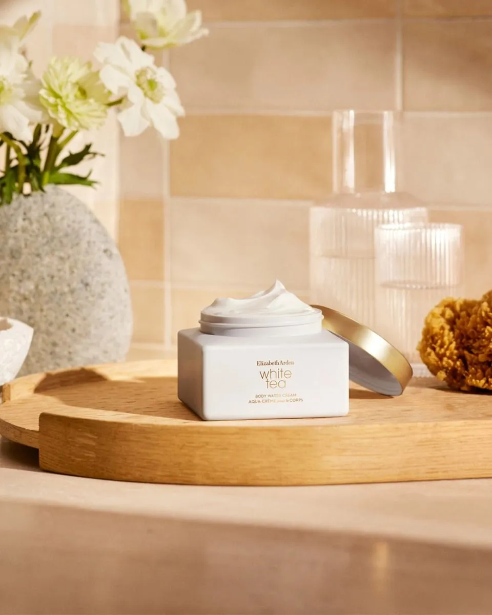 Elizabeth Arden White Tea Body Water Cream (225mL)
