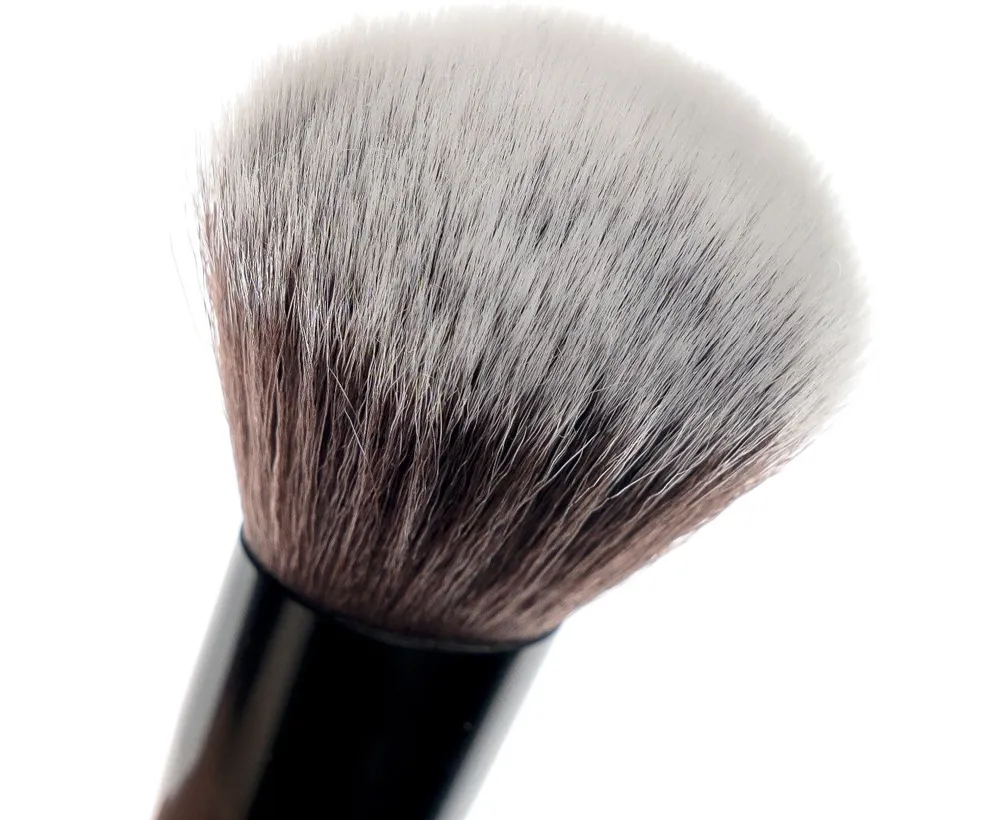 Brushworks No. 5 Powder Brush