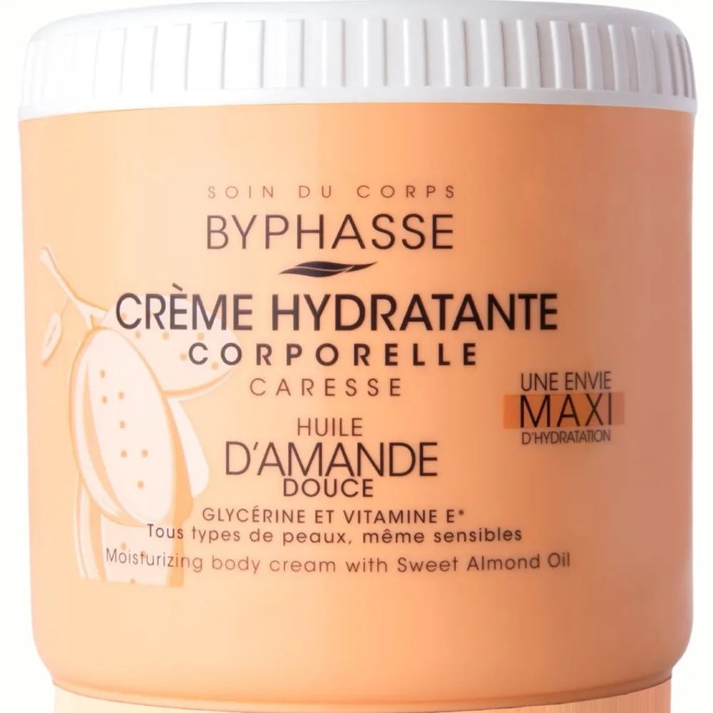 Byphasse Moisturizing Body Cream With Sweet Almond Oil (500mL)