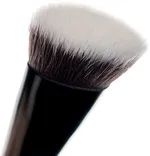 Brushworks Flat Top Contour Brush No.11