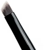 Brushworks Precise Brow Brush No.21