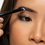 Brushworks Precise Brow Brush No.21