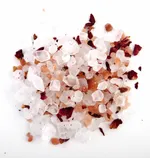 Beauty Jar My Little Princess Soothing Bath Crystals With Rose Petals (600g)